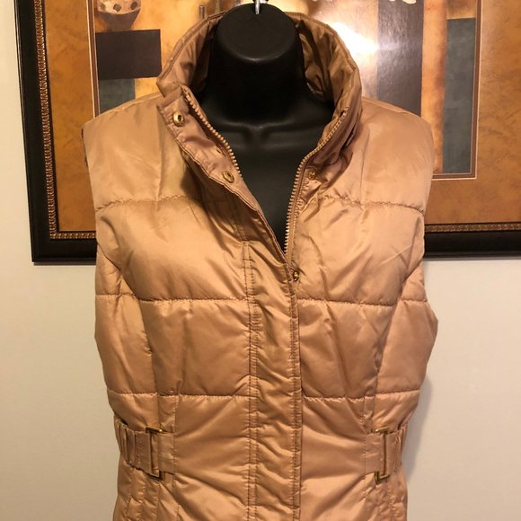 New York & Company Jackets & Blazers - New York & Company Women’s Hooded Puffer Vest, Tan, Large.